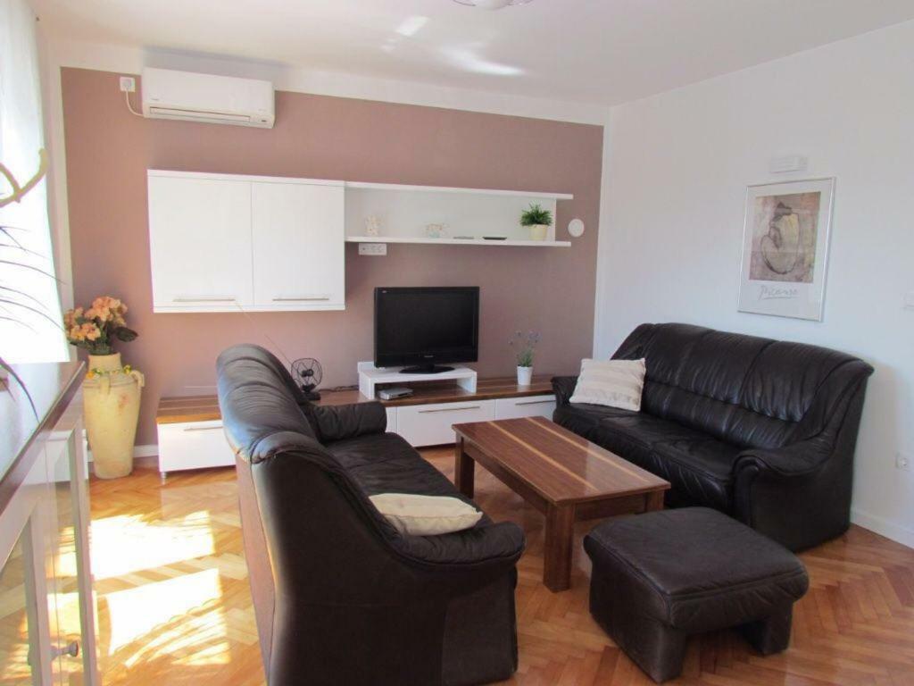 Apartment Lenka